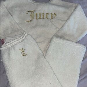 Juicy Couture White and Gold Pajama Set
